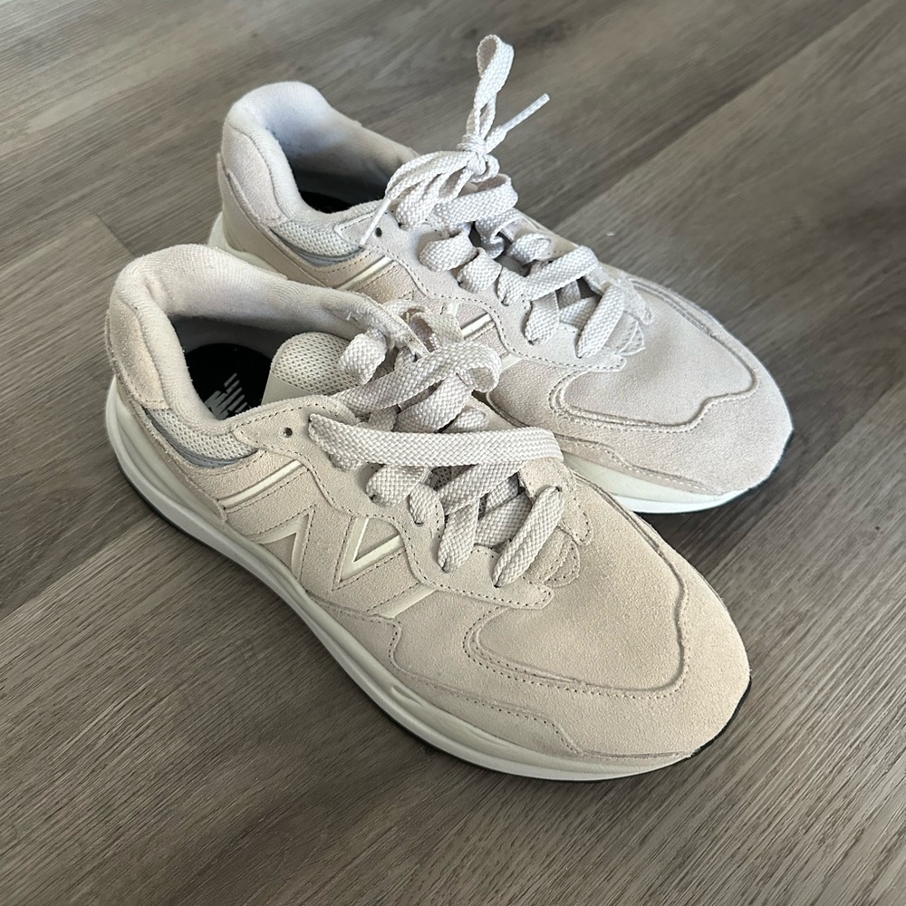 MEN’S NEW BALANCE 57/40 SNEAKERS